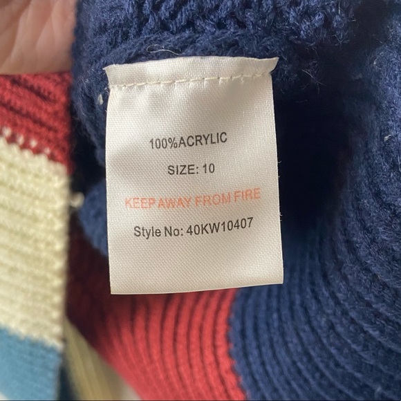 Urban Bliss• color block geometric mix cable knit sweater - Picture 5 of 7